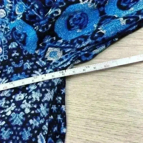 Free People Wild and Free Blue Long Sleeve Cropped Top Size Small - Picture 11 of 12